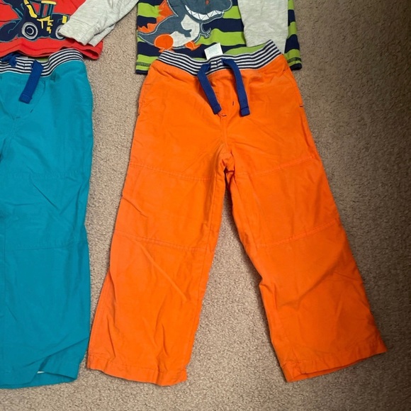 J. Khaki boys 4t 2 outfits pants shirts trucks
2 outfits size 4t - Picture 4 of 8